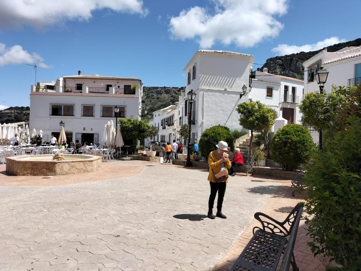 Alquiler de vacaciones y temporadas 2 días 125 4 personas Zuheros Exterior foto